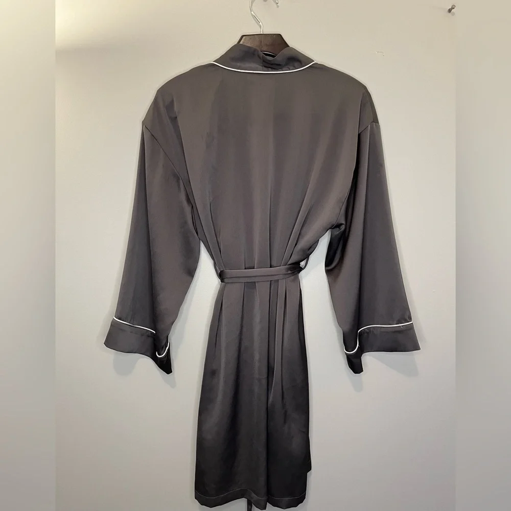 Joe Fresh Women's Robe - Picture 2 of 4